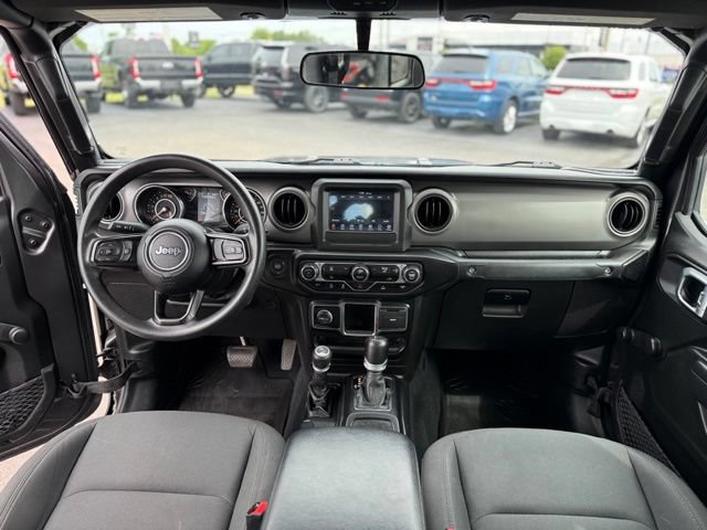 Used 2022 Jeep Gladiator Sport AWD/4WD video 2