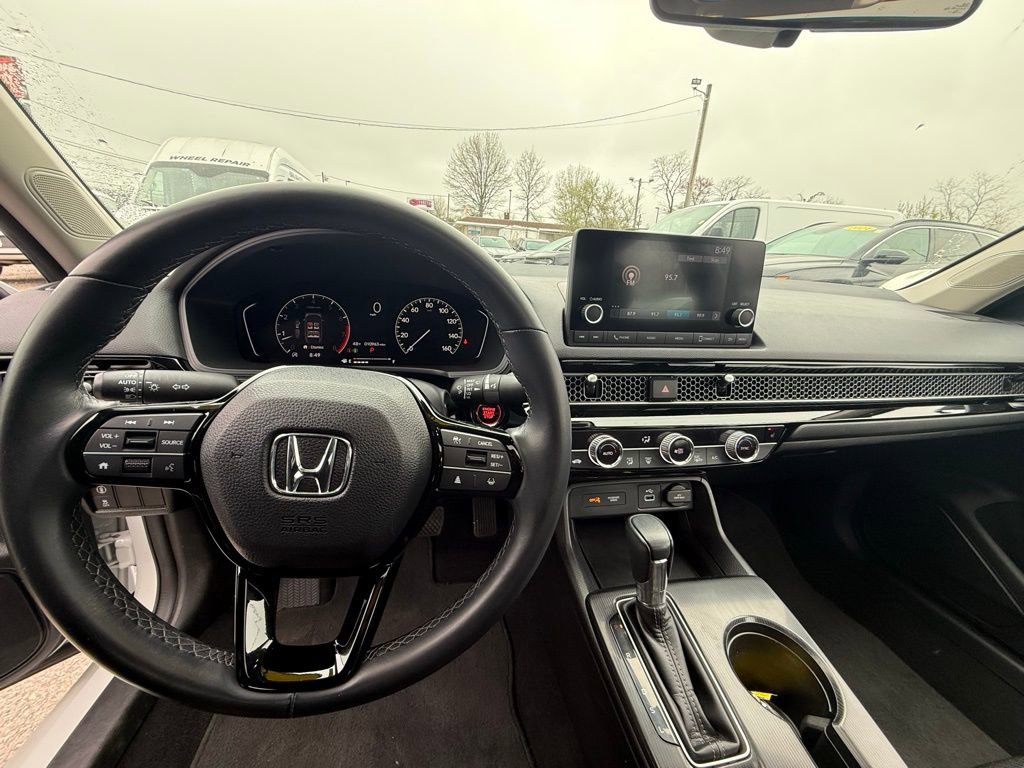 Used 2023 Honda Civic EX image 12