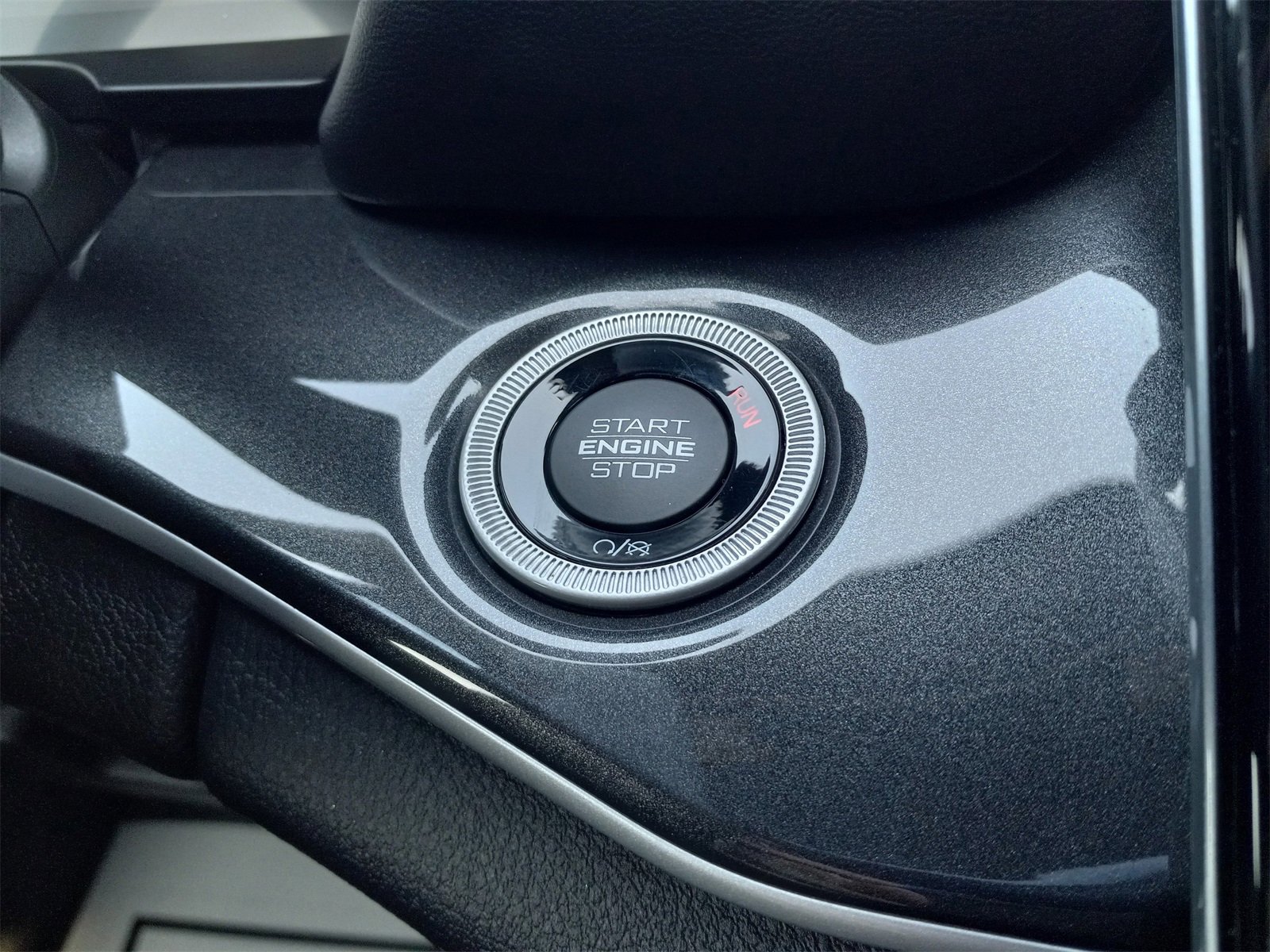 Used 2023 Jeep Grand Cherokee Altitude image 24