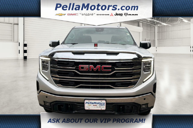 Used 2022 GMC Sierra 1500 SLT w/ SLT Premium Package AWD/4WD image 7
