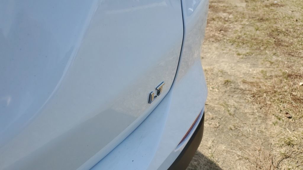 Used 2023 Chevrolet Equinox LT image 29