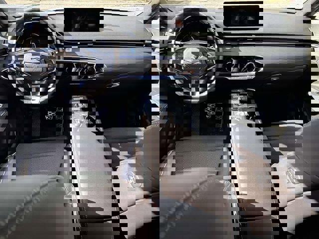 Used 2025 Genesis GV70 3.5T Sport image 21