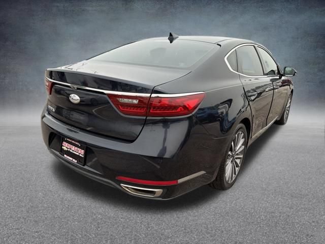 Used 2017 Kia Cadenza Premium FWD image 7