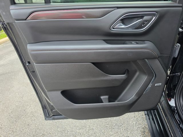 Used 2024 GMC Yukon XL AT4 w/ AT4 Premium Plus Package AWD/4WD image 23