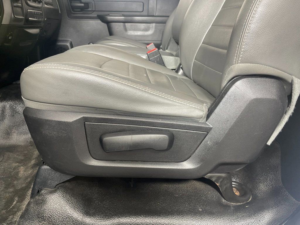 Used 2015 RAM 3500 Tradesman AWD/4WD image 21