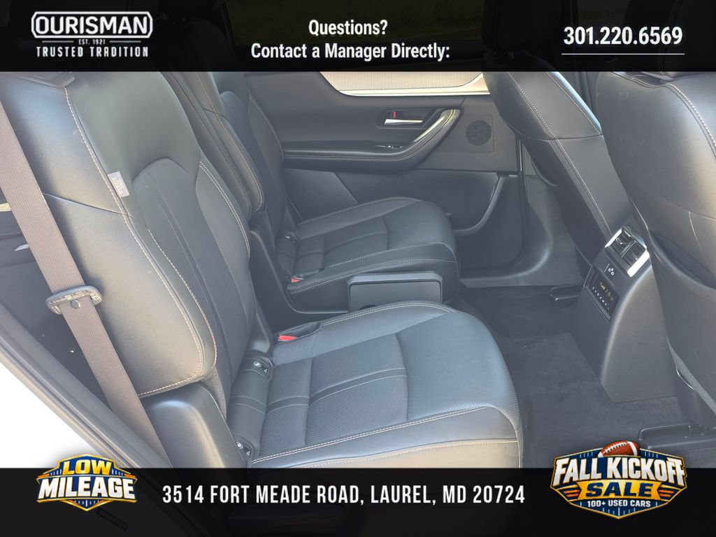 Used 2024 MAZDA CX-90 Plug-In Hybrid w/ Premium Pkg AWD/4WD image 14