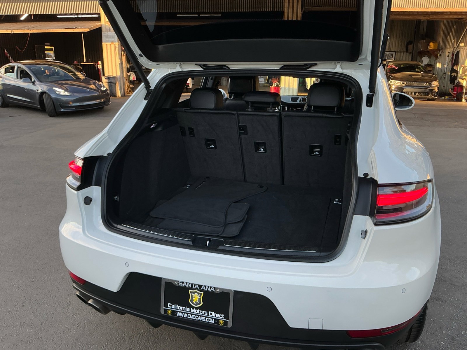 Used 2021 Porsche Macan S image 26
