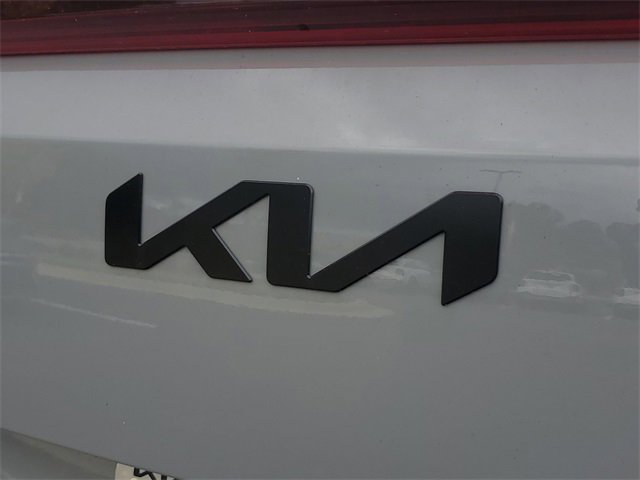 New 2026 Kia Carnival SX w/ SX Dark Edition Package image 7