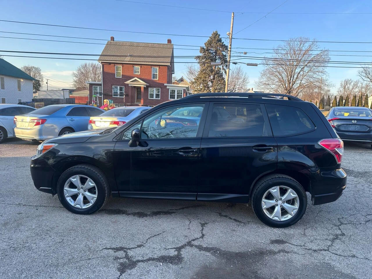 Used 2015 Subaru Forester 2.5i Premium w/ All-Weather Package image 5