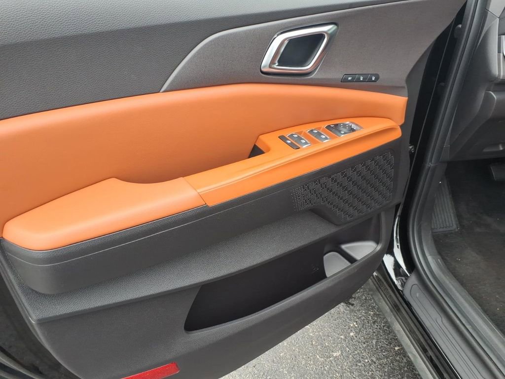 New 2026 Kia Carnival EX image 13