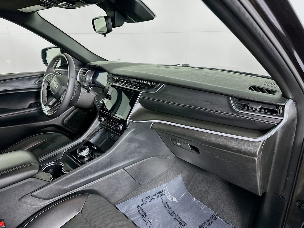 Certified 2024 Jeep Grand Cherokee L Altitude image 42