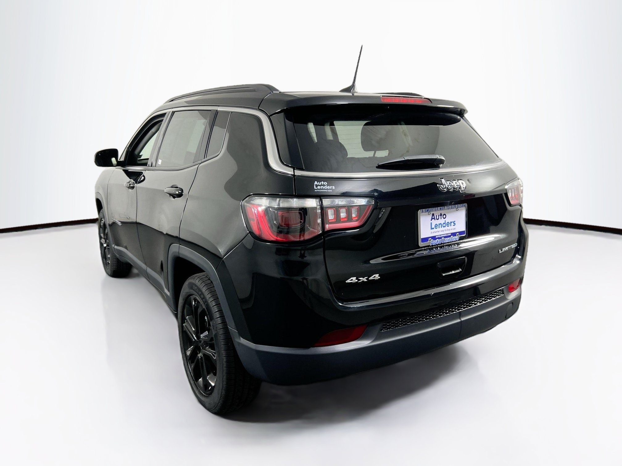 Used 2022 Jeep Compass Limited AWD/4WD image 7