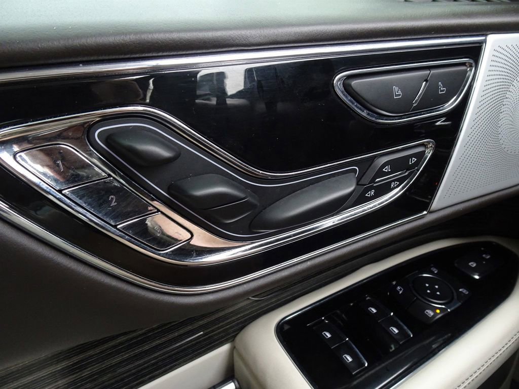 Used 2023 Lincoln Navigator L Black Label AWD/4WD image 23