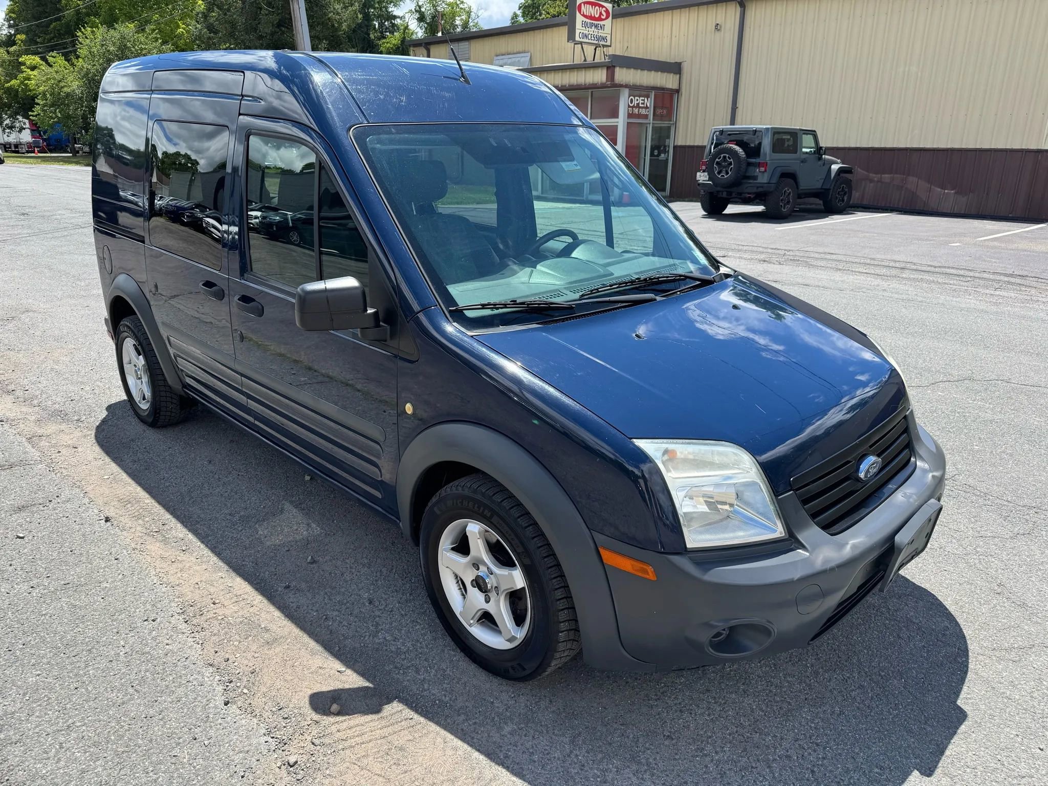 Used 2012 Ford Transit Connect XL image 3