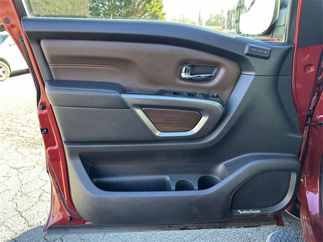 Used 2017 Nissan Titan Platinum Reserve image 17