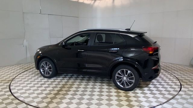 Used 2023 Buick Encore GX Select w/ Sport Touring Package FWD image 6