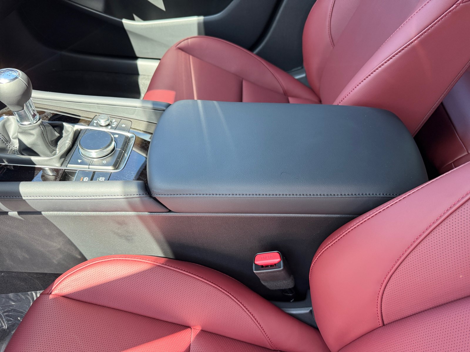New 2026 MAZDA MAZDA3 2.5 S Hatchback w/ Premium Pkg FWD image 14