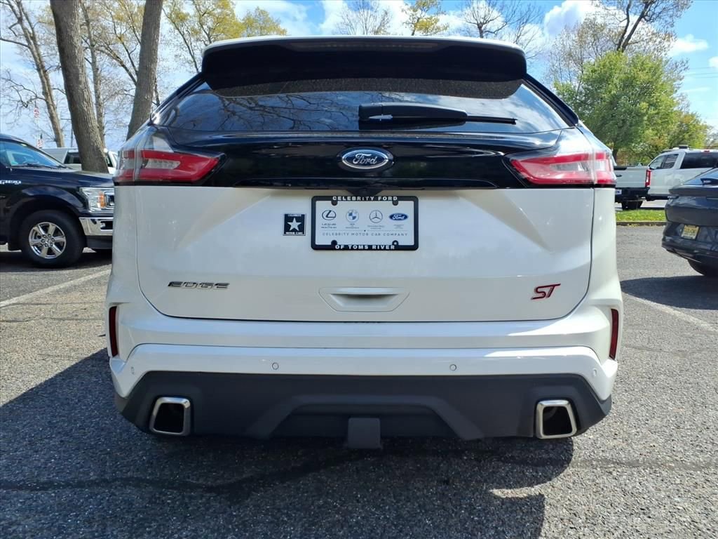 Used 2019 Ford Edge ST w/ Convenience Package AWD/4WD image 3