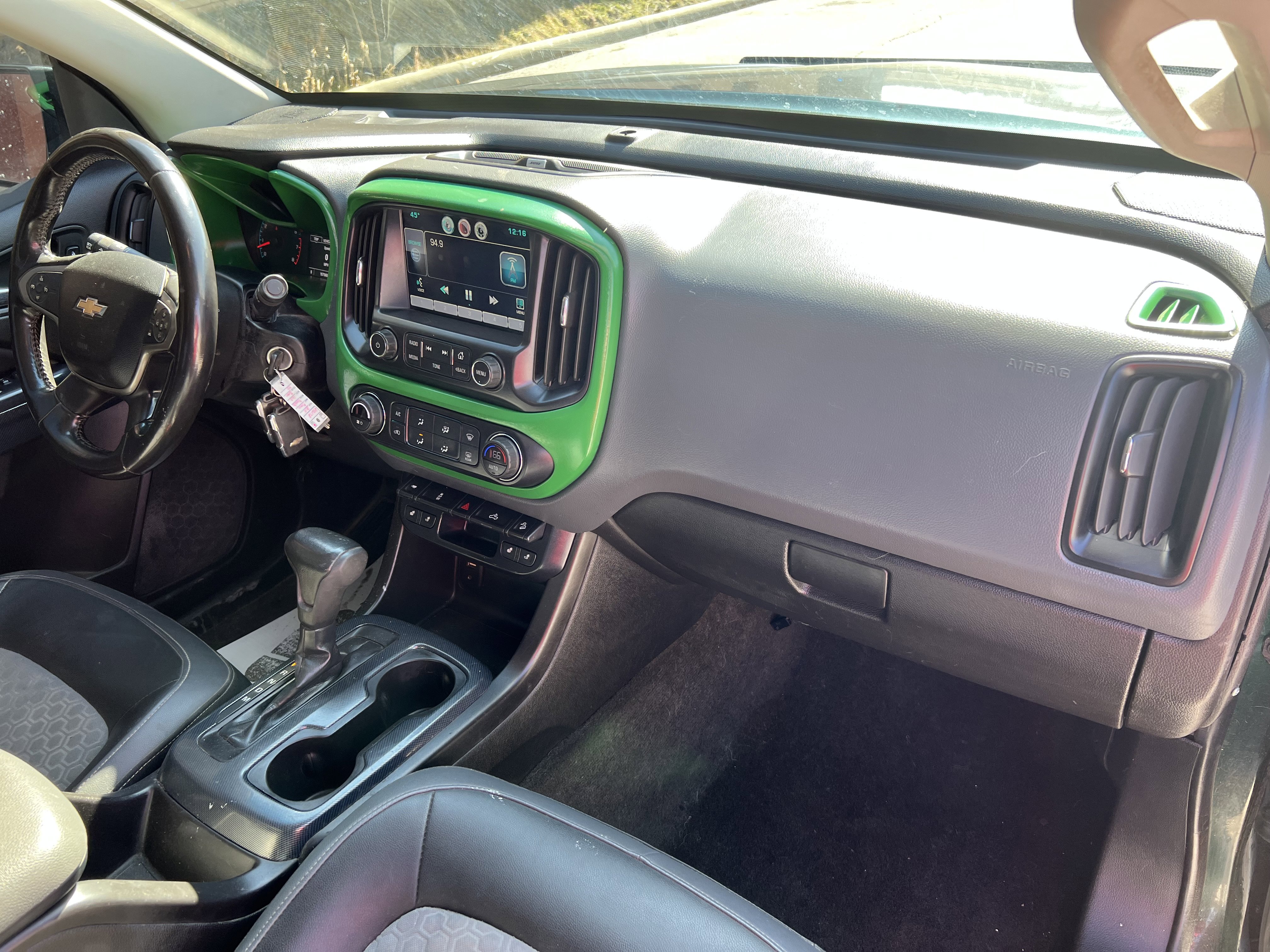 Used 2015 Chevrolet Colorado Z71 AWD/4WD image 14