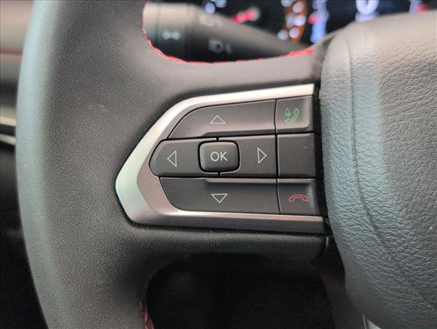 Used 2024 Jeep Compass Trailhawk AWD/4WD image 13