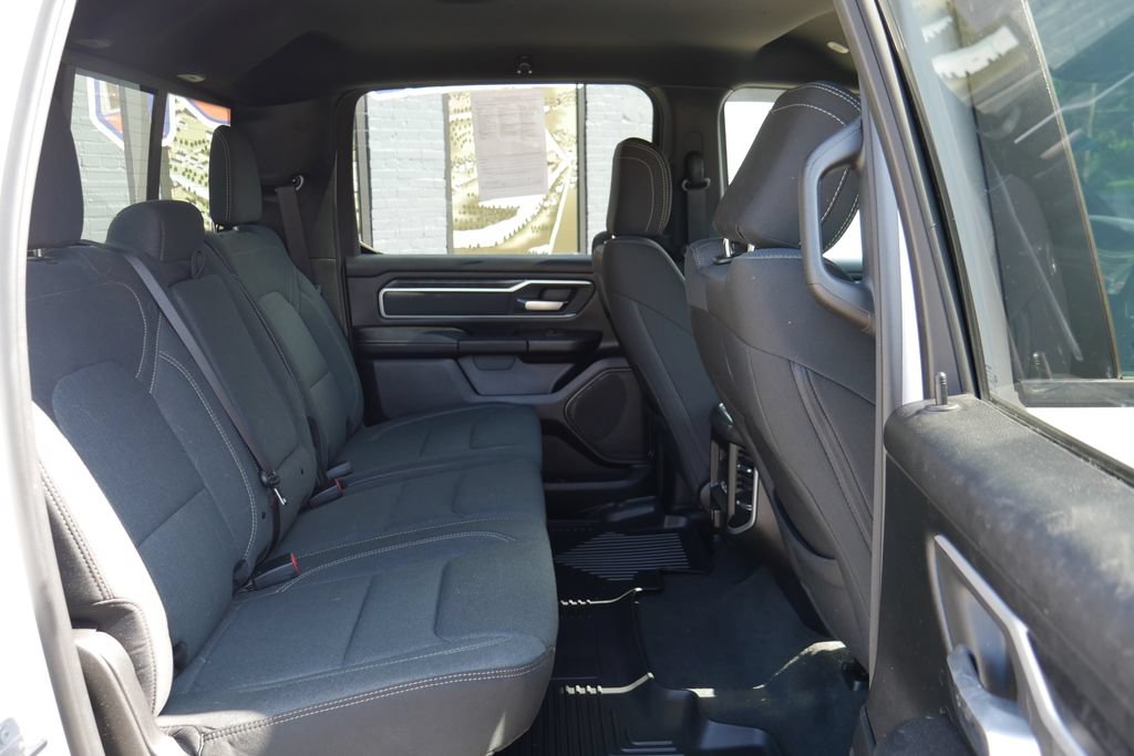 Used 2020 RAM 1500 Big Horn AWD/4WD image 10