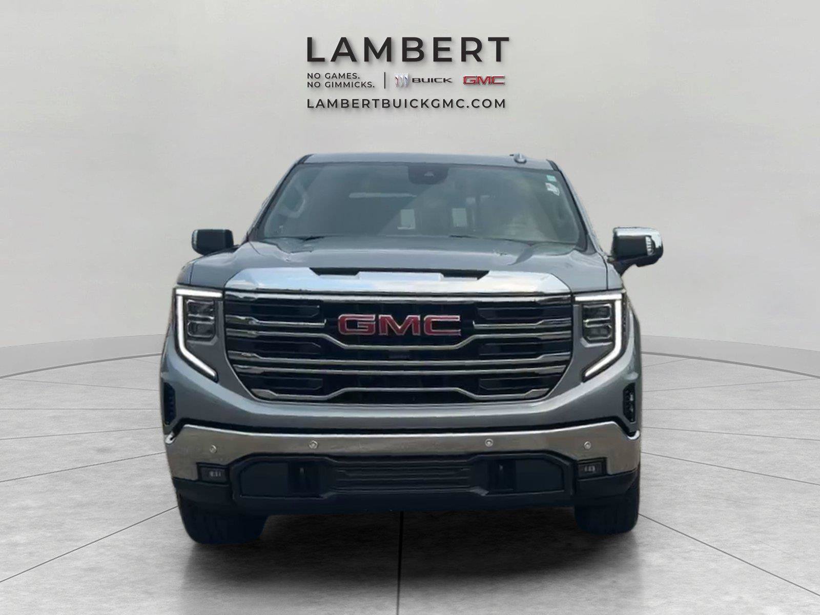Used 2024 GMC Sierra 1500 SLT w/ SLT Premium Plus Package AWD/4WD image 8