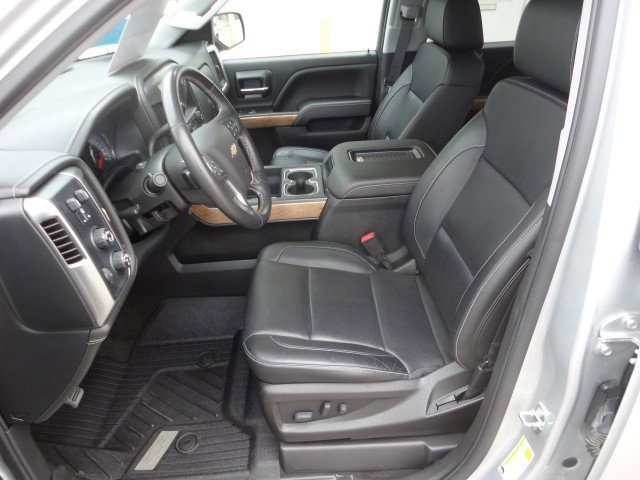 Used 2018 Chevrolet Silverado 1500 LTZ w/ LTZ Plus Package image 4