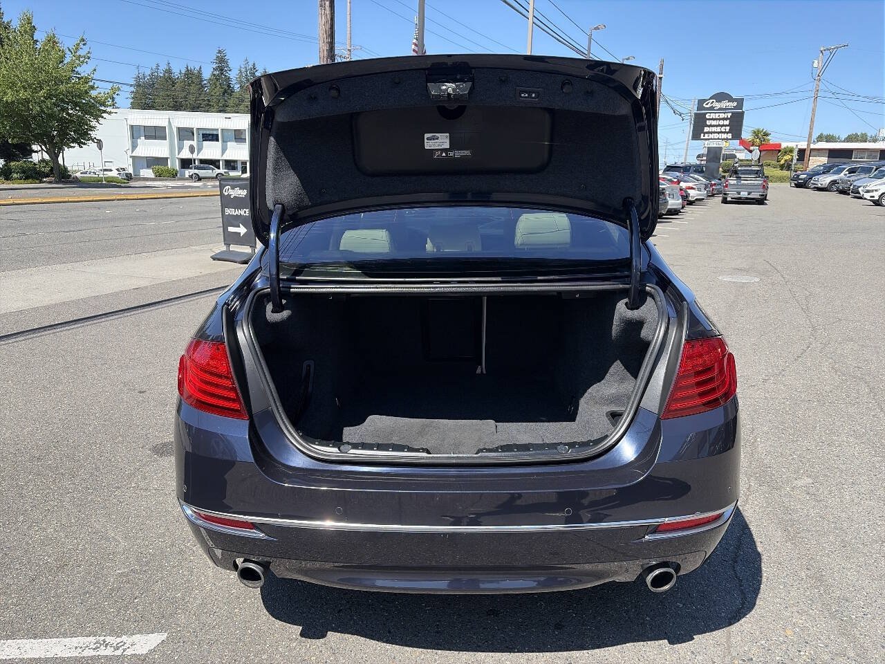 Used 2016 BMW 535i xDrive Sedan AWD/4WD image 8