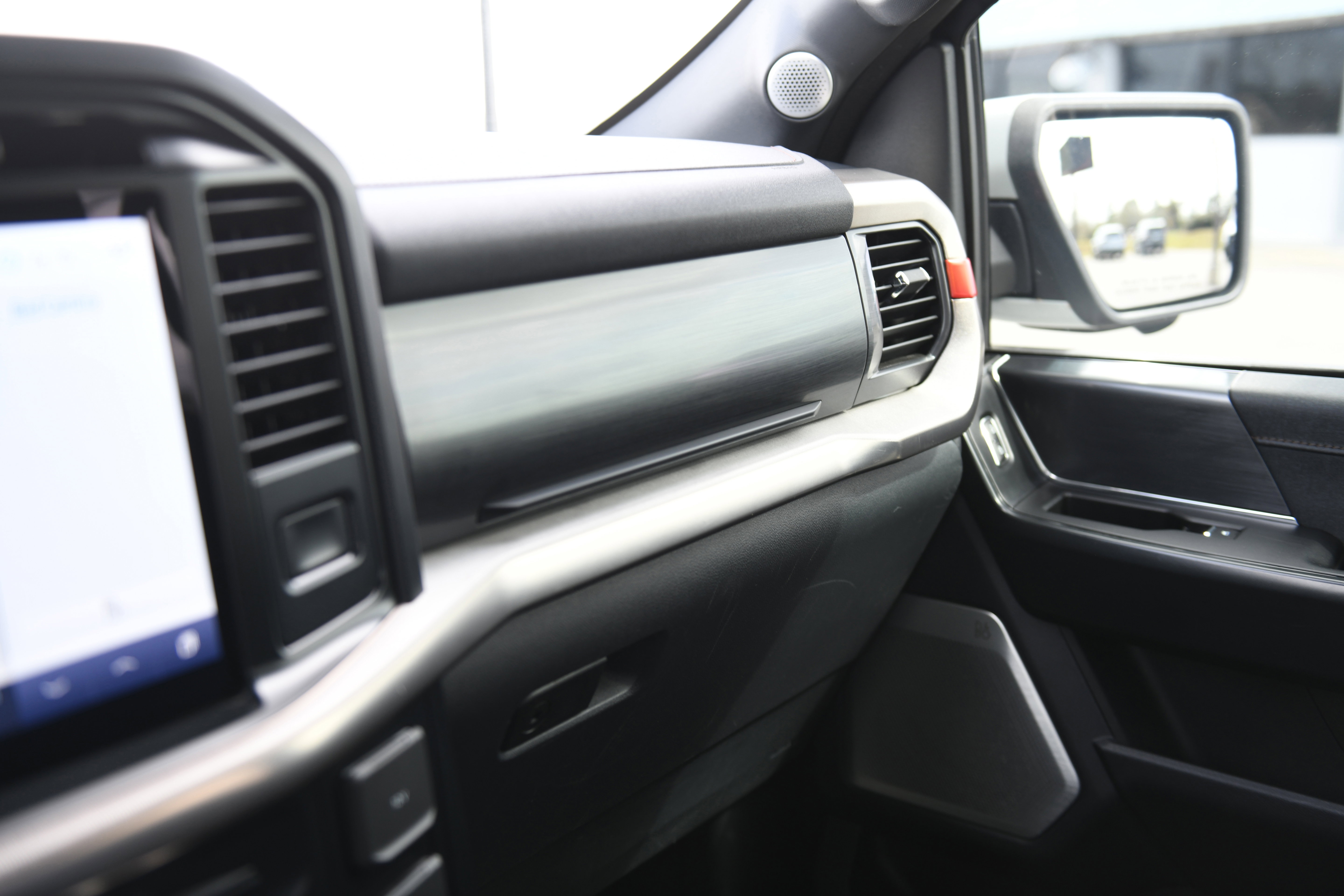 Used 2023 Ford F150 Raptor image 31