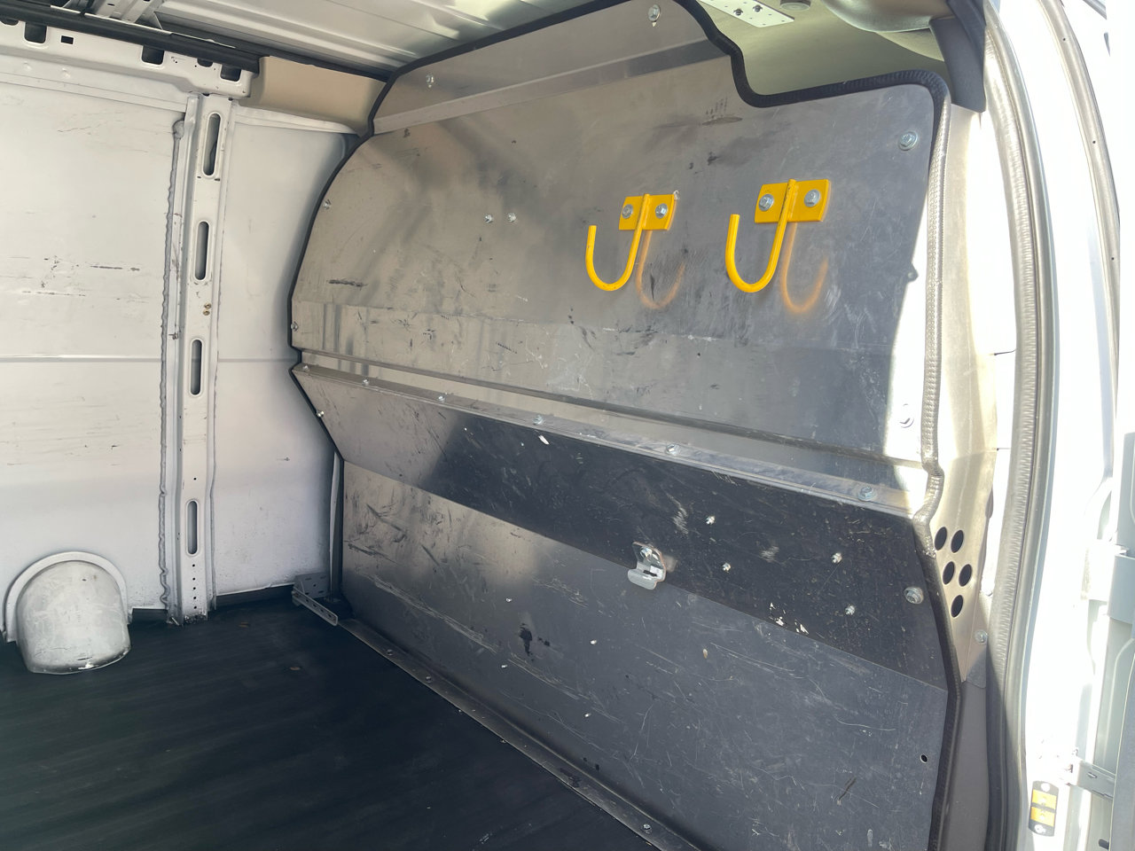 Used 2019 Chevrolet Express 2500 w/ Driver Convenience Package image 15