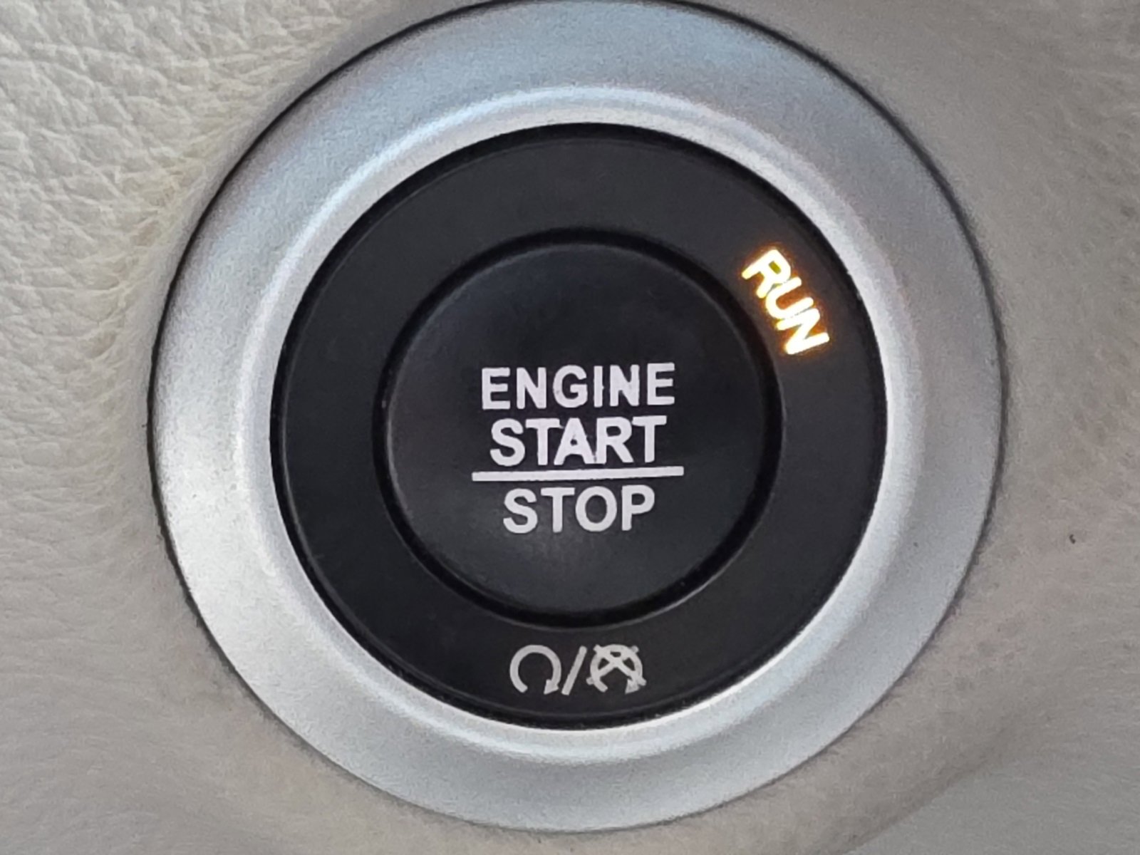 Used 2020 Chrysler Pacifica Limited image 9