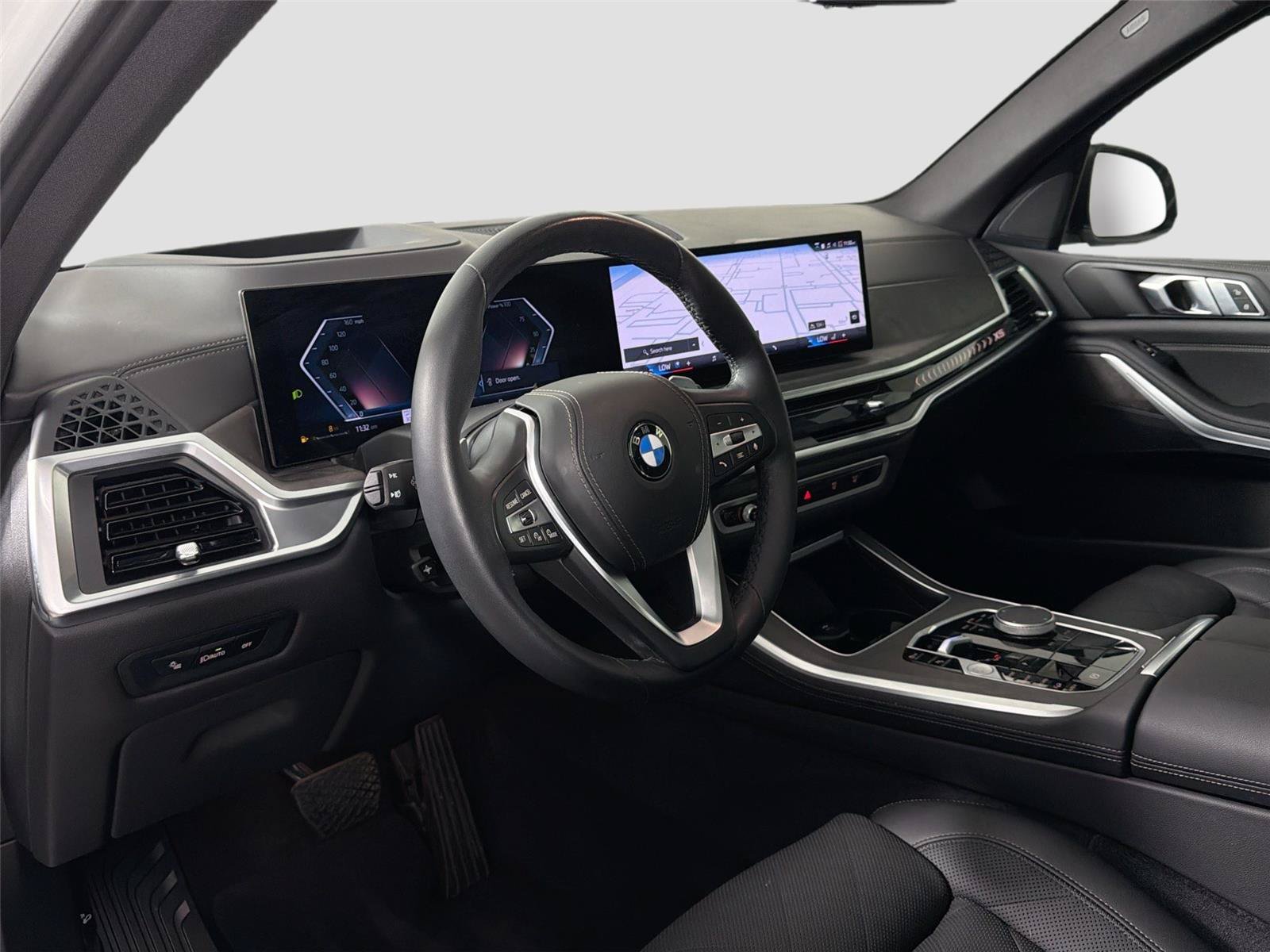 Used 2024 BMW X5 xDrive40i w/ Climate Comfort Package AWD/4WD image 9
