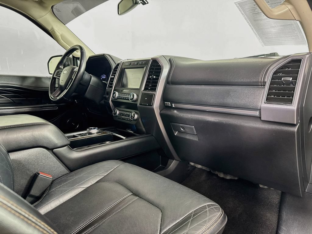 Used 2019 Ford Expedition Platinum RWD image 33