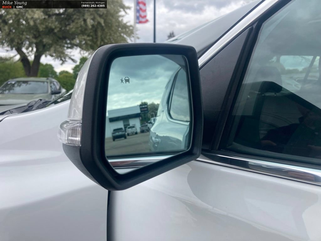 Certified 2022 GMC Acadia SLE FWD image 12