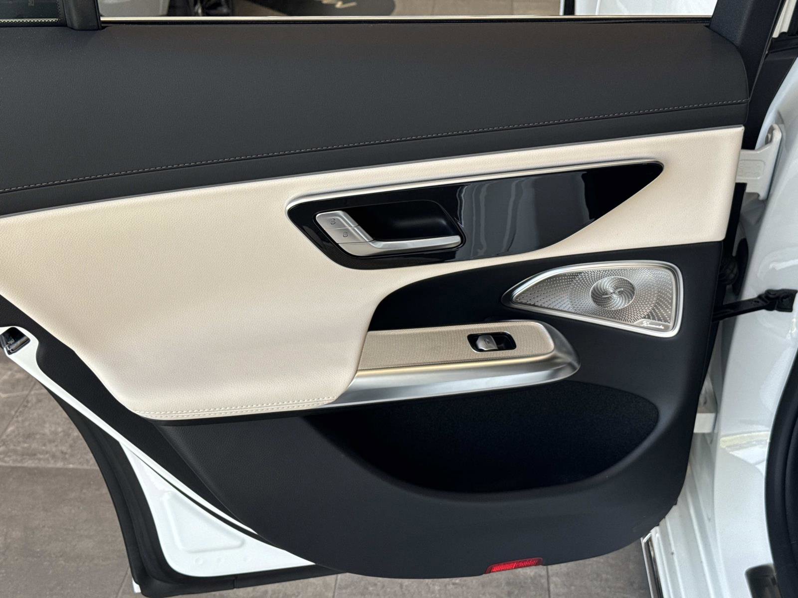 New 2026 Mercedes-Benz E 450 4MATIC Sedan image 12