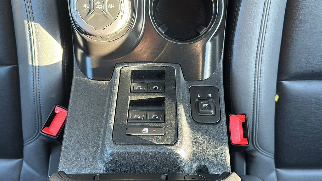 Used 2024 Ford Bronco Big Bend image 30