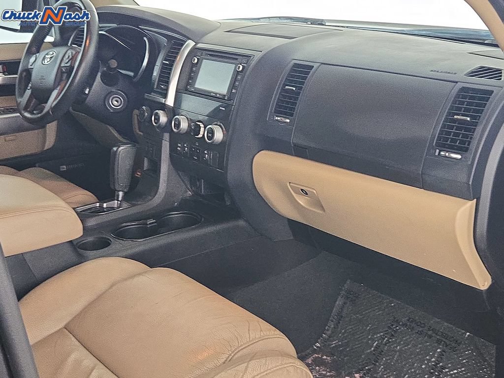 Used 2019 Toyota Sequoia Limited w/ Safety & Convenience Package AWD/4WD image 34