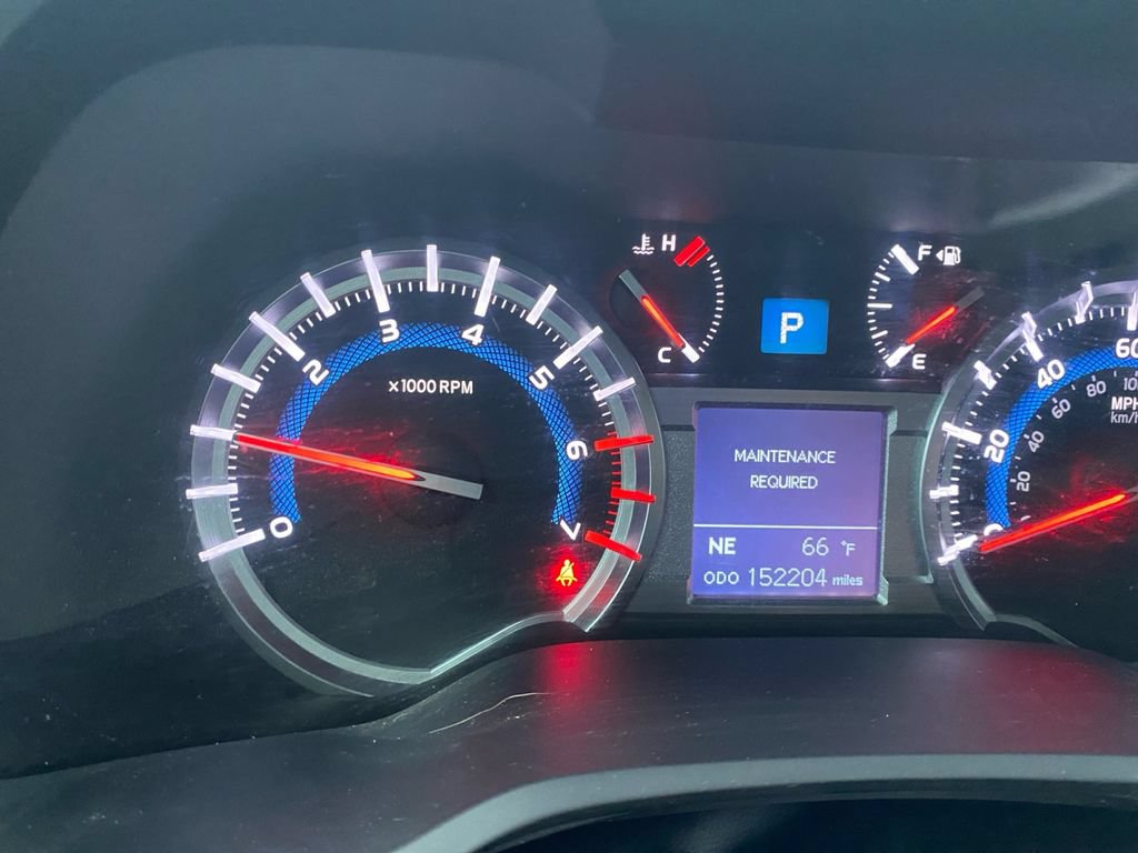 Used 2019 Toyota 4Runner Limited AWD/4WD image 17