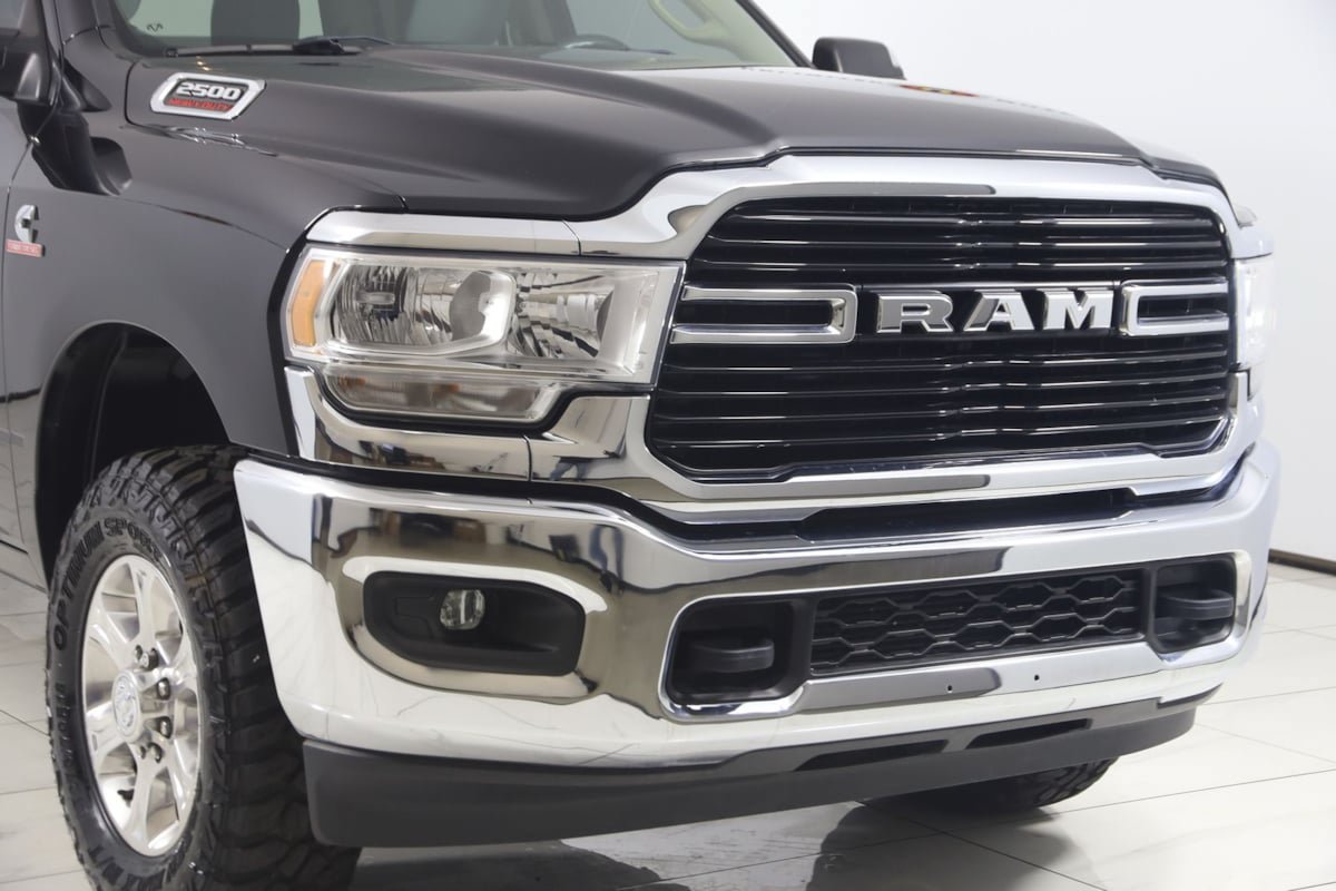 Used 2020 RAM 2500 Big Horn w/ Level 1 Equipment Group AWD/4WD image 32