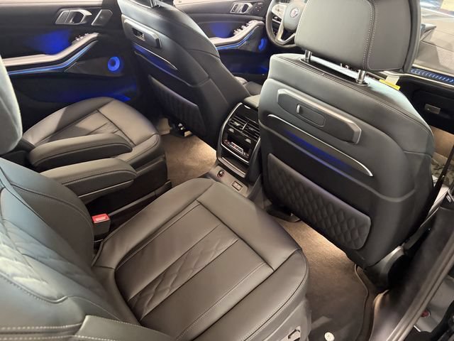 New 2026 BMW ALPINA XB7 AWD/4WD image 12