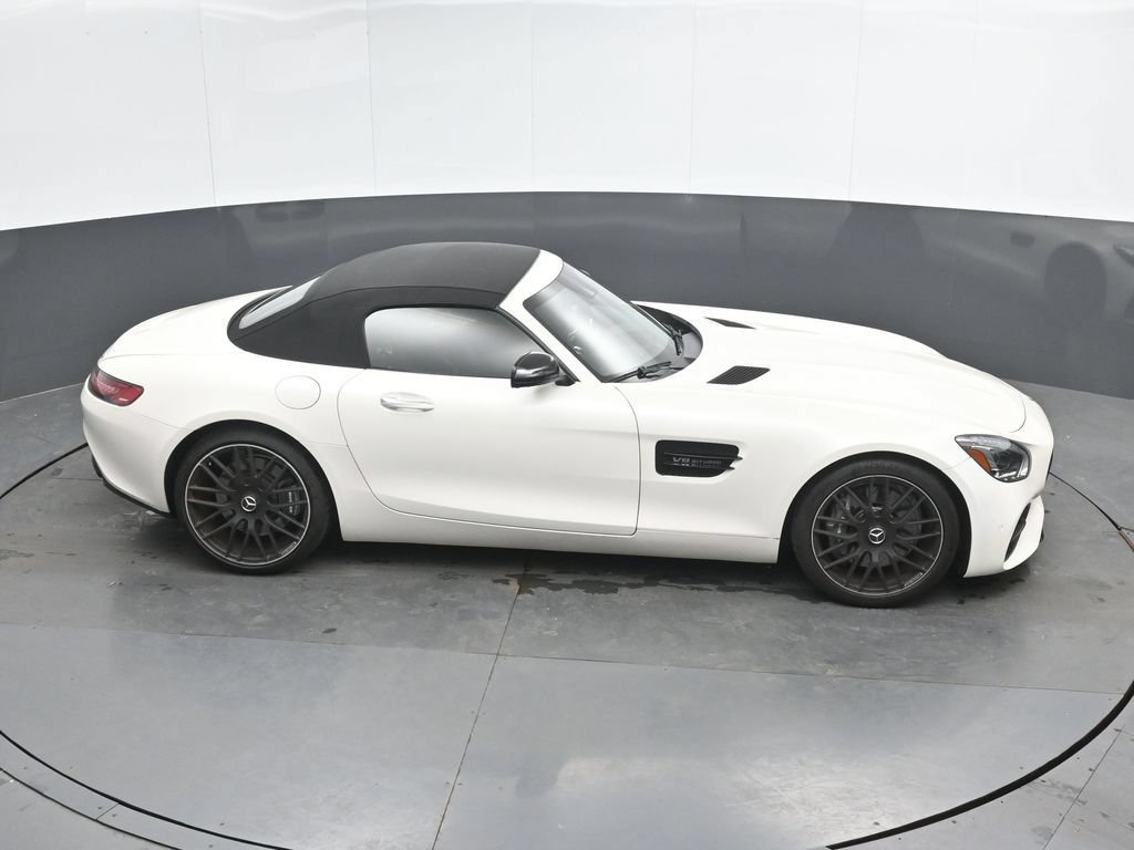 Used 2018 Mercedes-Benz AMG GT Roadster image 32