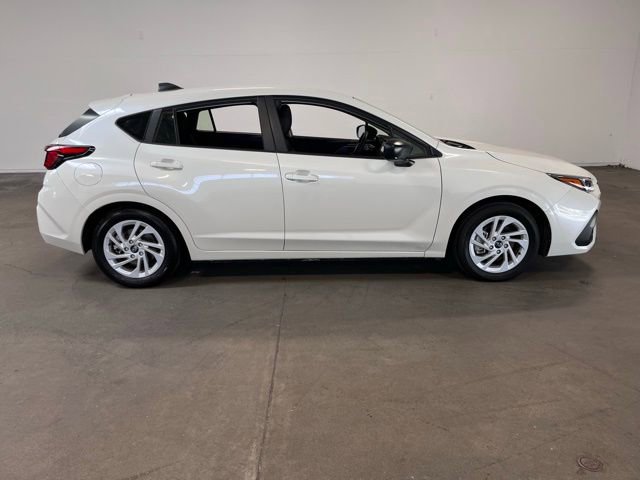 Used 2025 Subaru Impreza 2.0i AWD/4WD image 2