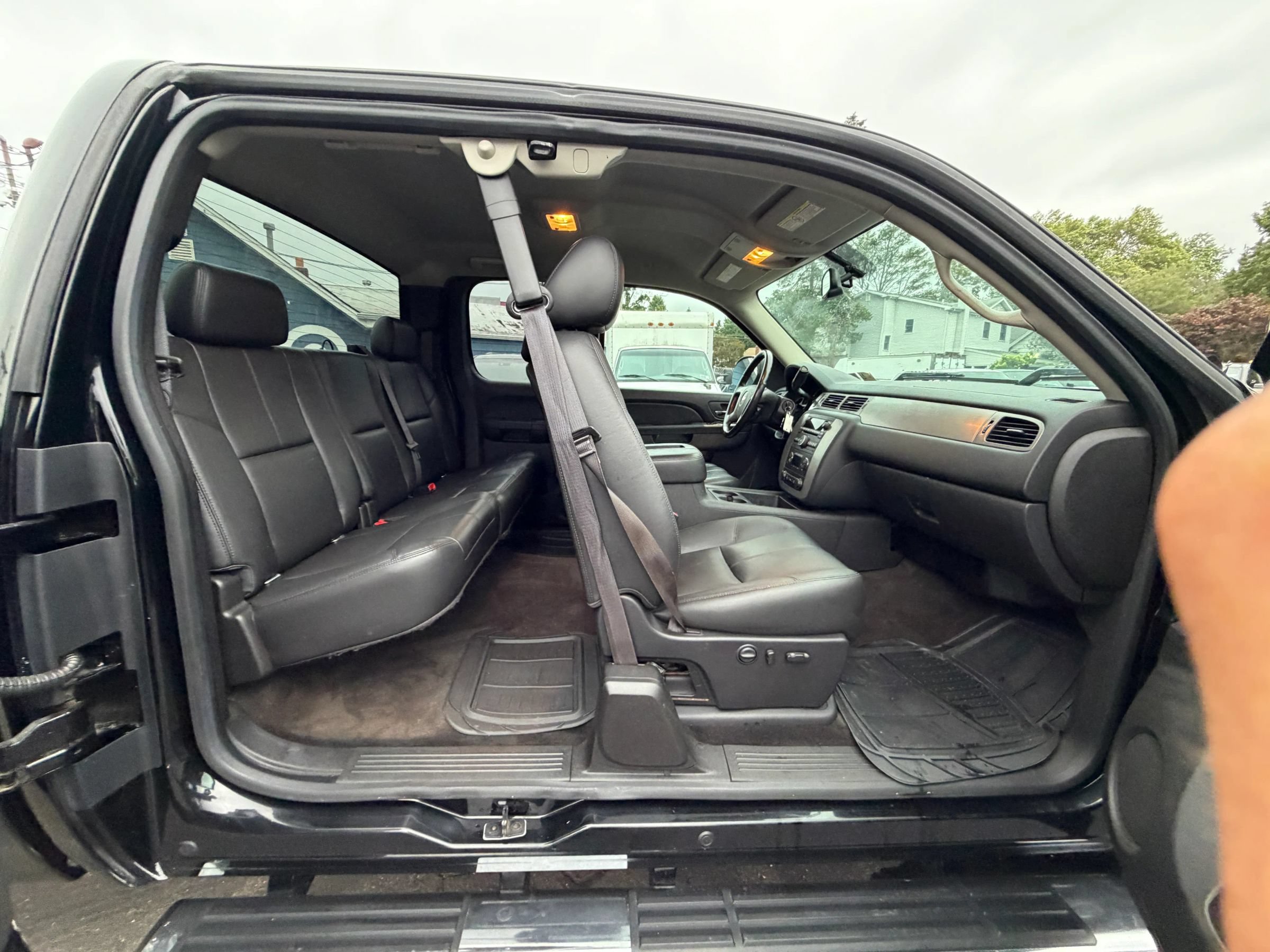Used 2013 Chevrolet Silverado 2500 LTZ w/ LTZ Plus Package AWD/4WD image 32