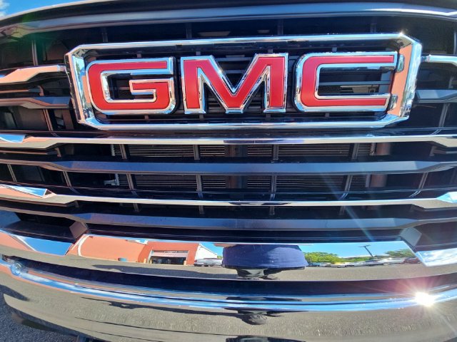 Used 2024 GMC Sierra 2500 SLE w/ SLE Value Package; AWD/4WD image 41