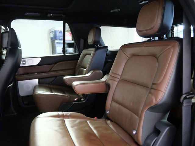 Used 2023 Lincoln Navigator L Reserve w/ Equipment Group 201A AWD/4WD image 15
