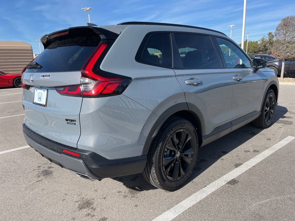 Used 2026 Honda CR-V Sport Touring image 4