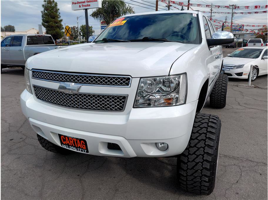 Used 2010 Chevrolet Suburban LTZ image 22