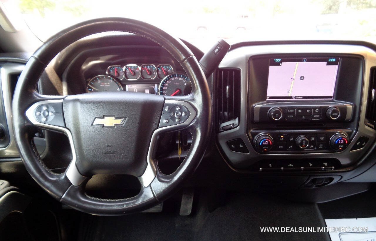 Used 2019 Chevrolet Silverado 2500 LT w/ LT Convenience Package AWD/4WD image 13