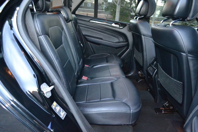 Used 2015 Mercedes-Benz ML 400 4MATIC w/ Accessory Chrome Package image 30