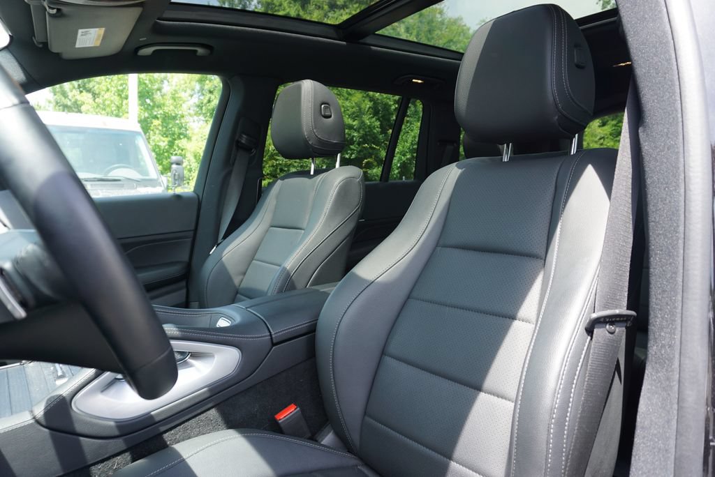 Certified 2025 Mercedes-Benz GLS 450 4MATIC image 8